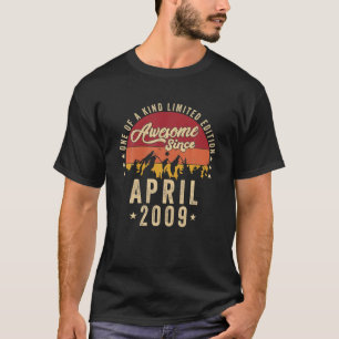 Awesome Since April 2009, Vintage 13Th Birthday T-Shirt