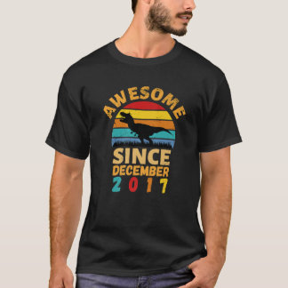 Awesome Since December 2017 Vintage 4Th Birthday D T-Shirt