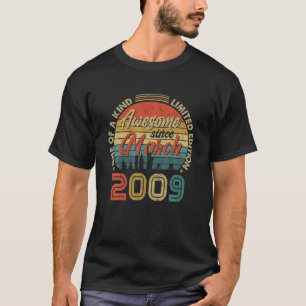 Awesome Since March 2009 Vintage 13Th Birthday T-Shirt