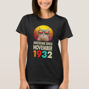 Awesome Since November 1932 90th Birthday Cat Vint T-Shirt
