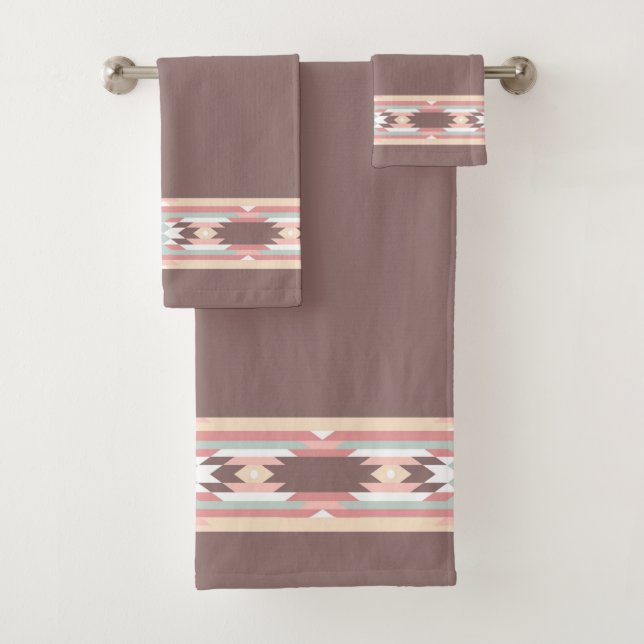 Aztec Native American Design Border Bath Towel Set (Insitu)