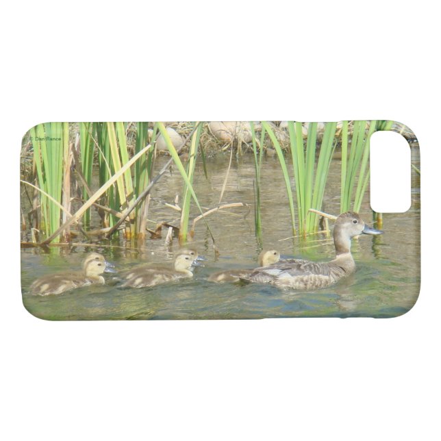 B34 Mother Duck and Ducklings Case-Mate iPhone Case (Back (Horizontal))