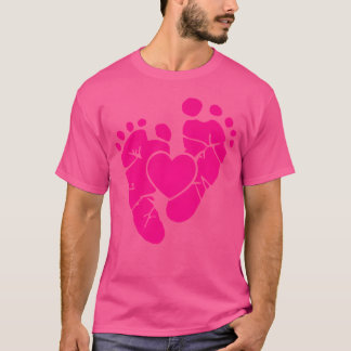 Baby Feet Pregnancy Announcement Mother Heart T-Shirt