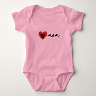 Baby shower bodysuit