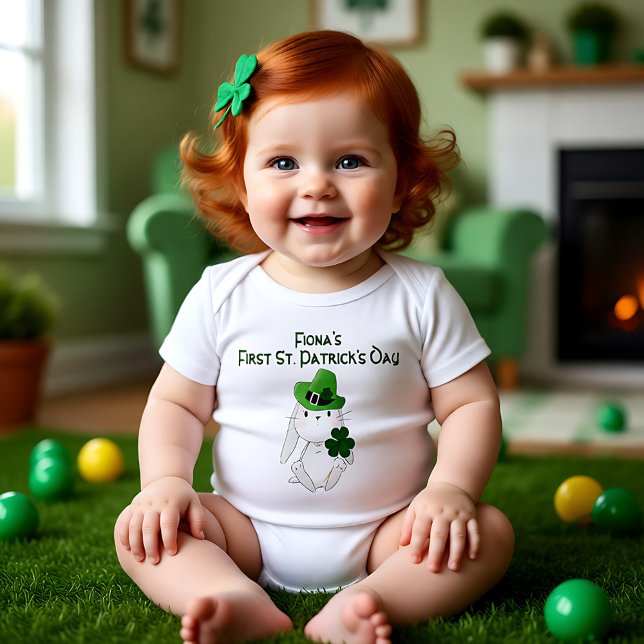 Baby's 1st St. Patrick's Day, custom name Baby Bodysuit (Baby's 1st St. Patrick's Day, custom name Baby Bodysuit)
