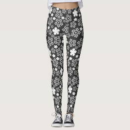 Back and White Star and Snowflakes Winter Pattern Leggings