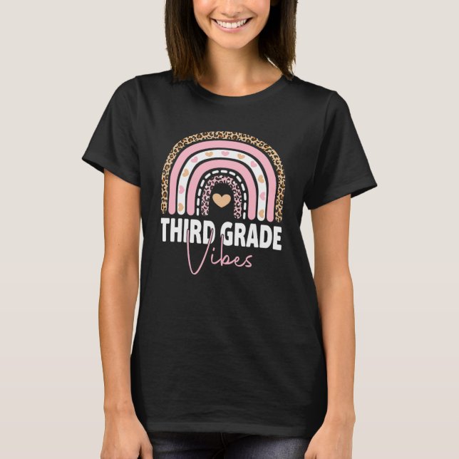 Back To School 3rd Grade Vibes Rainbow Leopard Tea T-Shirt (Front)