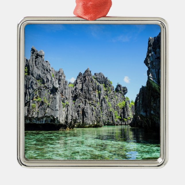 Bacuit Archipelago Islands Metal Tree Decoration (Front)