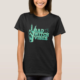 Bad Witch Vibes Pastel Goth Witch Peace Hand Sign  T-Shirt