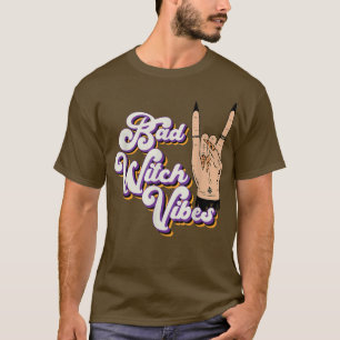 Bad Witch Vibes Spooky Witchcrafts Halloween Leopa T-Shirt