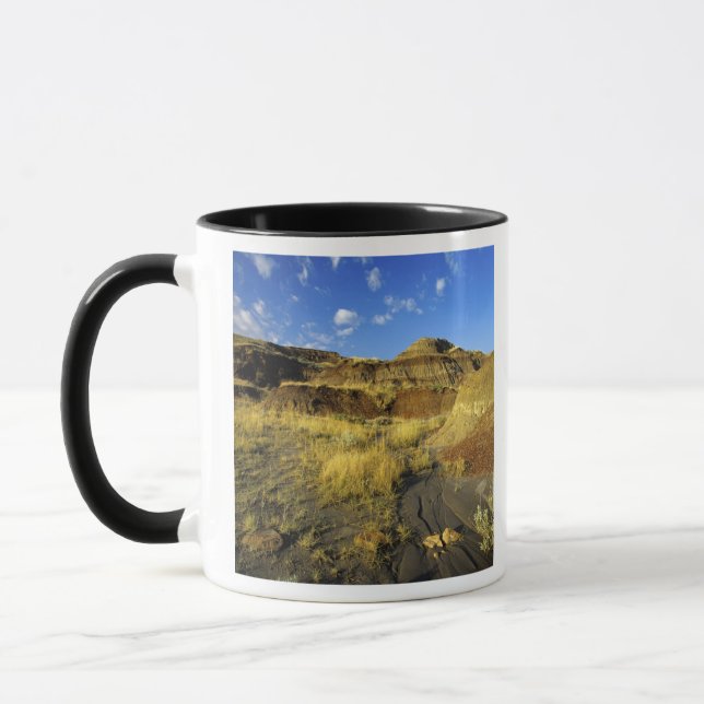 Badlands at Dinosaur Provincial Park in Alberta, Mug (Left)