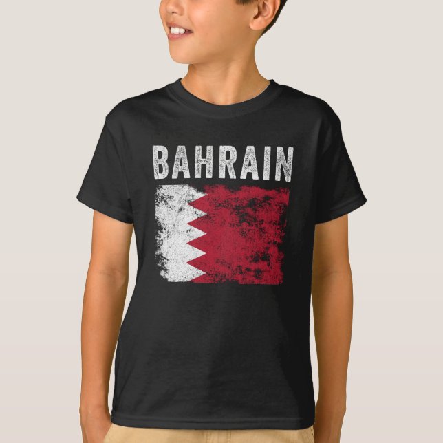 Bahrain Flag Distressed - Bahraini Flag T-Shirt (Front)