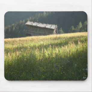 Baita nel prato alpino - fotografia Pakifoto Mouse Pad