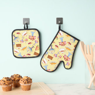 Bake Sale Sweets Yellow Polka Dot Background Oven Mitt & Pot Holder Set