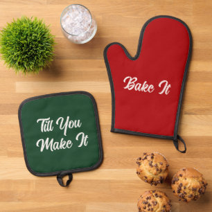 BakeTill Make Funny Christmas Gift Red Green Oven Mitt & Pot Holder Set