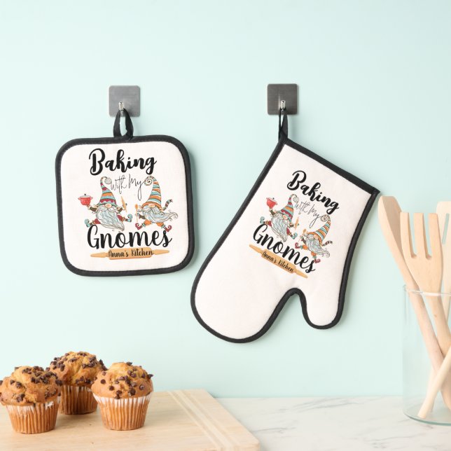 Baking with my Gnomes Modern Funny Scandinavian Oven Mitt & Pot Holder Set (Insitu(Hanging))