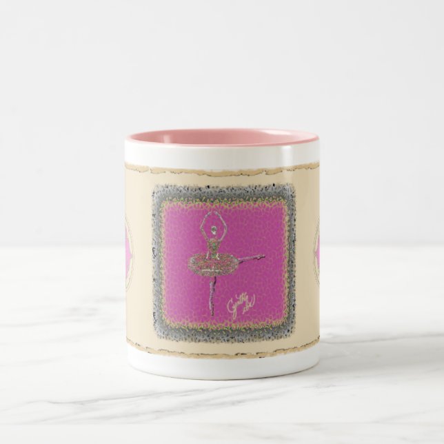 Ballerina in Fuette Turn Mug (Center)