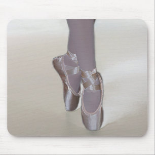 ballet at point Mousepad