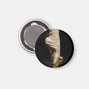 Ballet Dancer Dancing on Toes, En Pointe Magnet