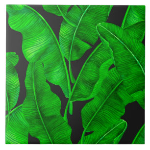 Banana leaves pattern tile