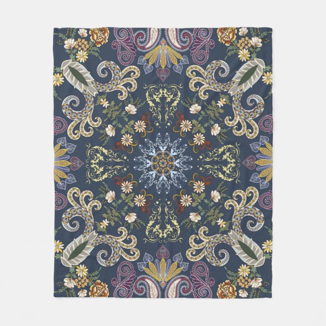 Bandanna with colourful paisley seamless pattern fleece blanket (Front)