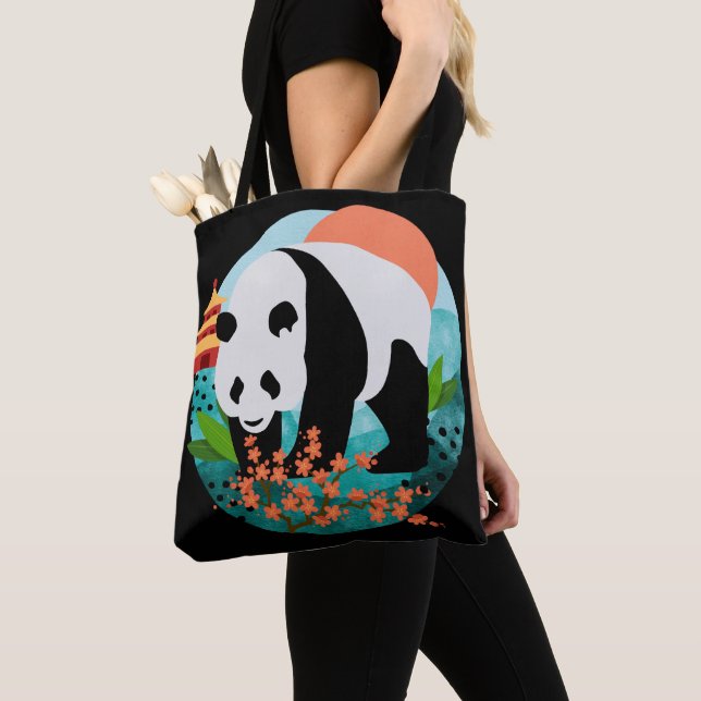 BAO SHI - Panda tote or crossbody bag (Close Up)