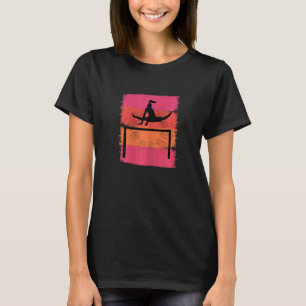 Bar Queen Pink Orange Retro Gymnastics Girls Motiv T-Shirt