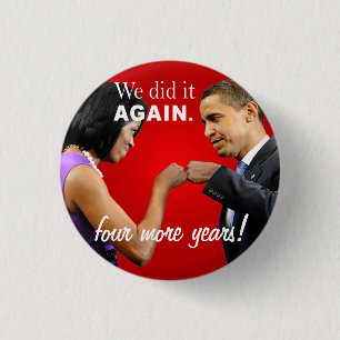 Barack and Michelle Obama victory fist bump 3 Cm Round Badge