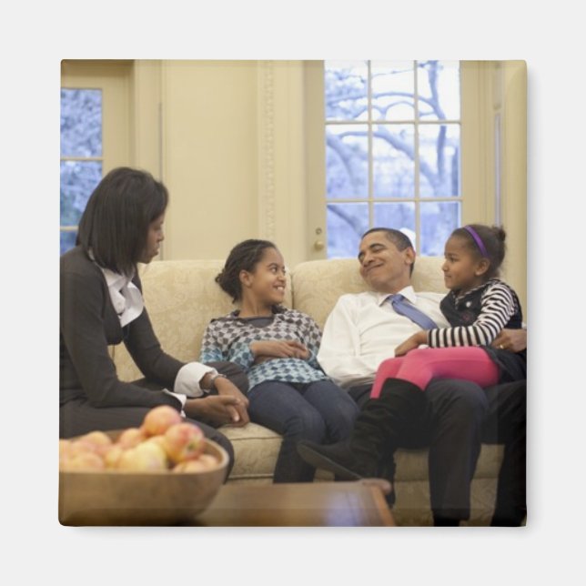 Barack Obama & Family Magnet (Front)