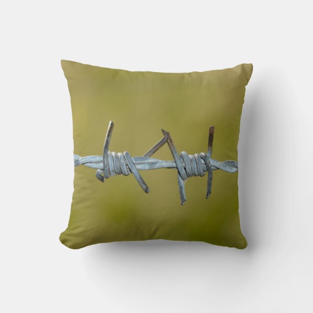 Barbed wire - throw pillow (Front)
