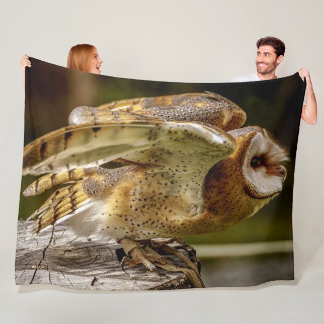 BARN OWL FLEECE BLANKET (In Situ)
