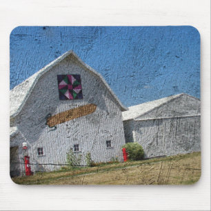 Barn With Corn and a Barn Quilt Mouse Pad