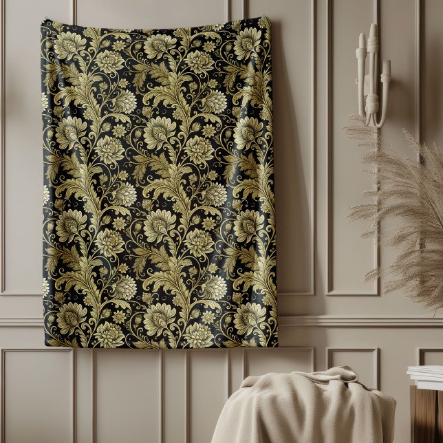 Baroque Gold Damask Blanket in Elegant Black Hue (Baroque Gold Damask Blanket in Elegant Black Hue)