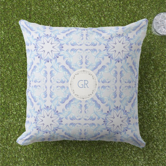 Baroque style pattern.Christmas motif. Monogram. Cushion (Grass)