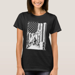 Barrel Racing For Women Men Rodeo American Flag T-Shirt