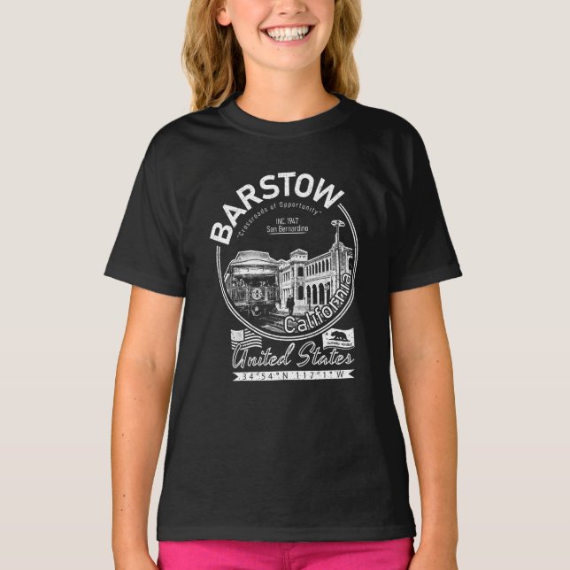 BARSTOW CALIFORNIA - CASA DEL DESIERTO T-Shirt (Front)