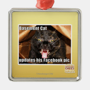 Basement Cat Metal Tree Decoration