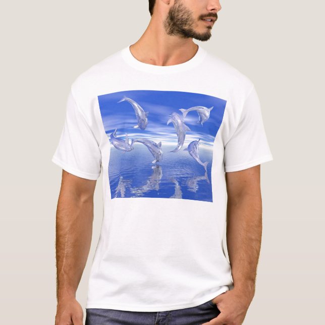 Basic T-Shirt (Front)