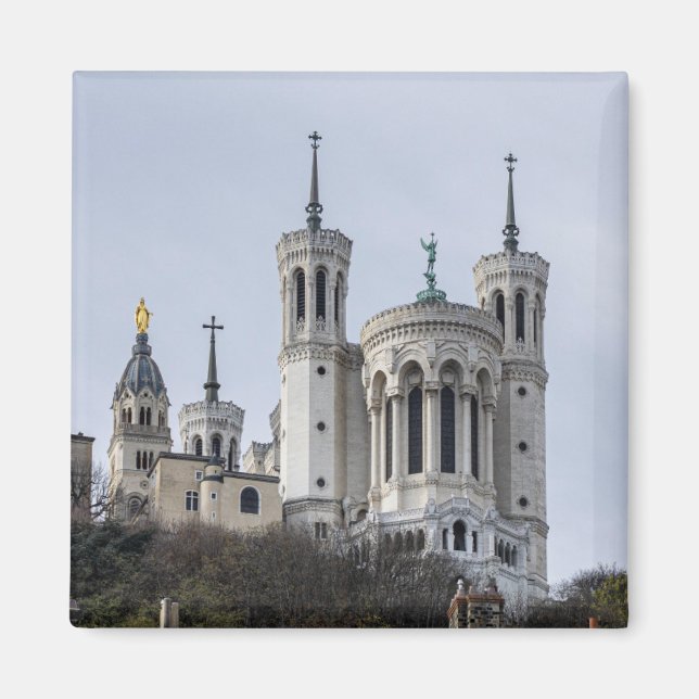 Basilica of Notre-Dame de Fourvière magnet (Front)