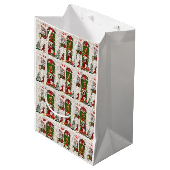 Basset Hound Christmas    Medium Gift Bag (Front Angled)