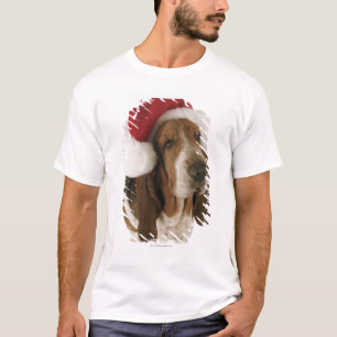 Basset hound in Santa hat T-Shirt