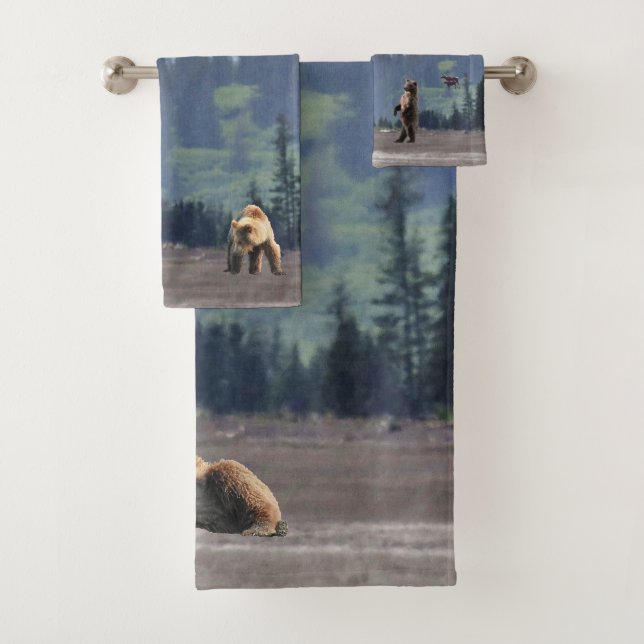 Bath towel set w/ grizzly bears and cubs (Insitu)