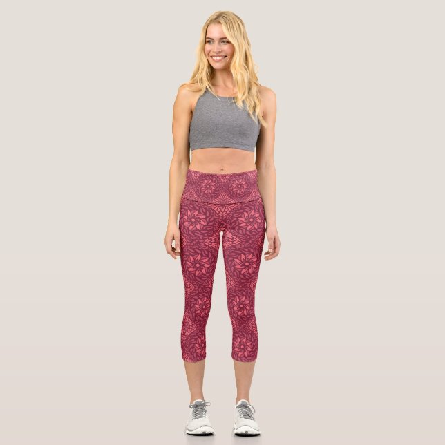 Batik Art Purple Floral Pattern Capri Leggings (Front)