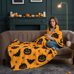 Bats, pumpkin heads and spiders Halloween Plush Fleece Blanket