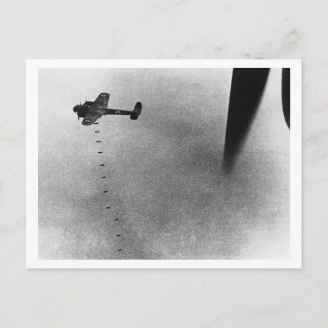 Battle of Britain & The Blitz: #26 Do17 Unloads Postcard (Front)