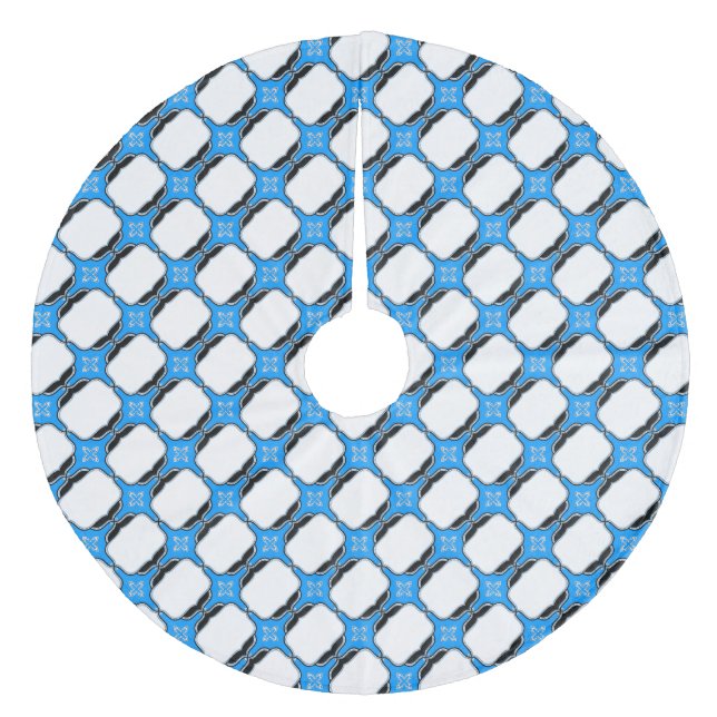 Bavarian Fleece Tree Skirt (Front)