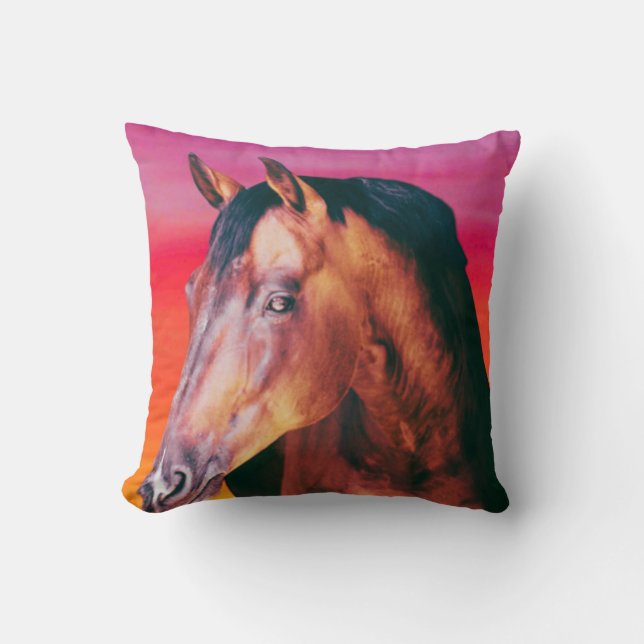 Bay Horse Gradient    Cushion (Front)