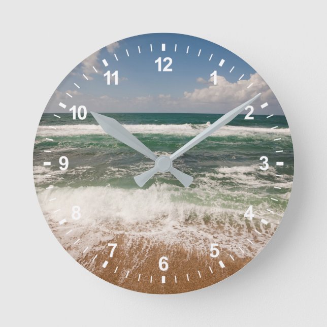 Beach And Scascape Round Clock (Front)
