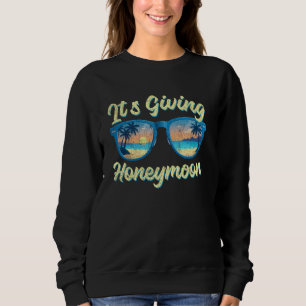 Beach Matching Couples Trip Vacation Its Giving Ho Sweatshirt
