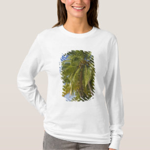 Beach on One Foot island, Aitutaki, Cook Islands T-Shirt